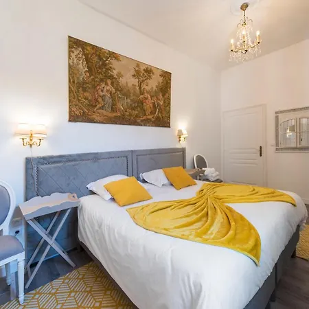 L'oree Du Mans 4*